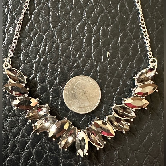 Necklace And Earring Set - Picture 3 of 4